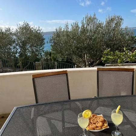 Apartment Ante Starigrad Paklenica